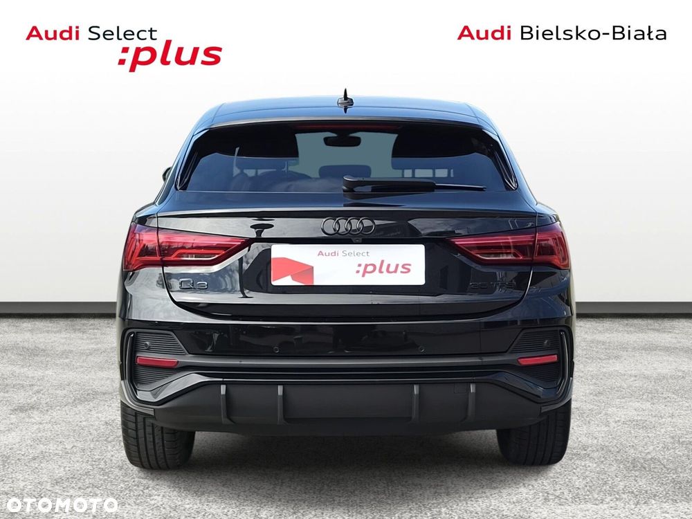 Audi Q3 Sportback - 4