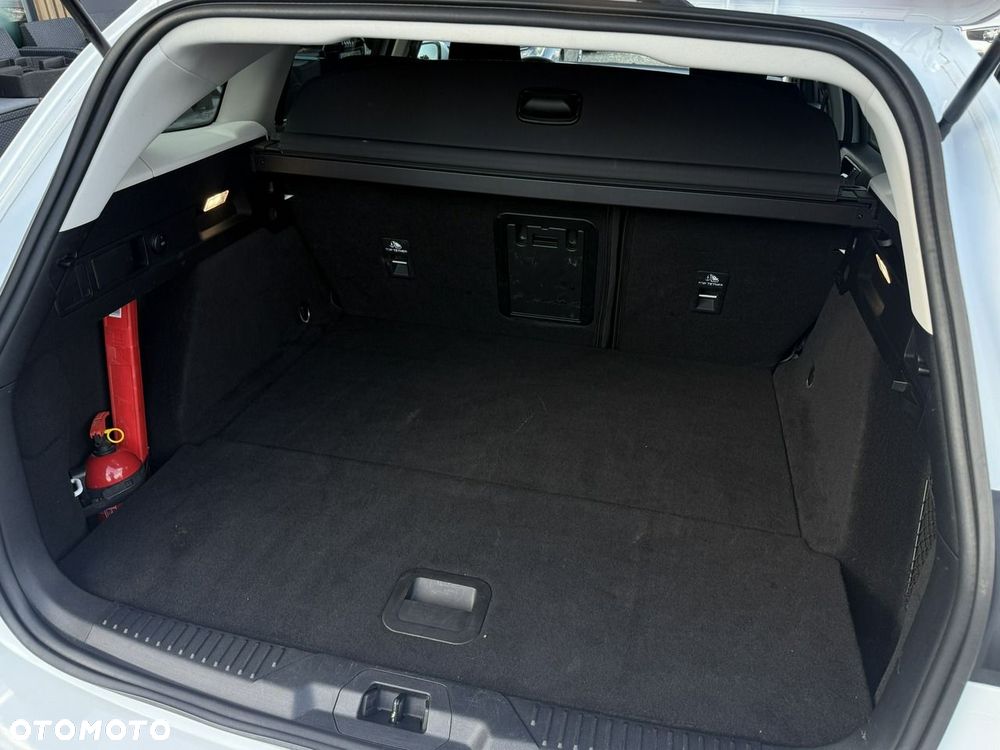 Ford Focus 1.0 EcoBoost Hybrid TITANIUM STYLE - 35
