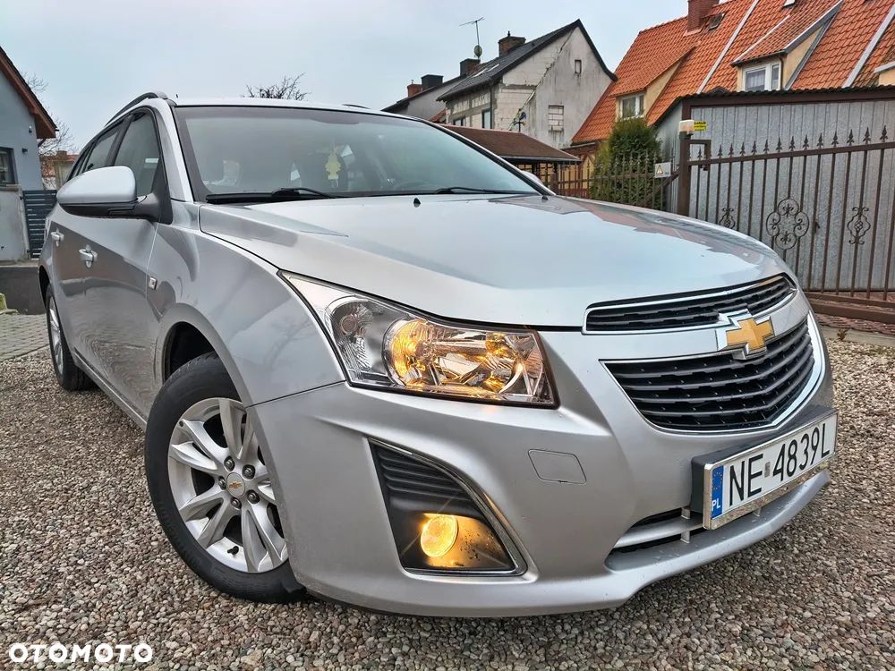 Chevrolet Cruze 1.6 LT - 1