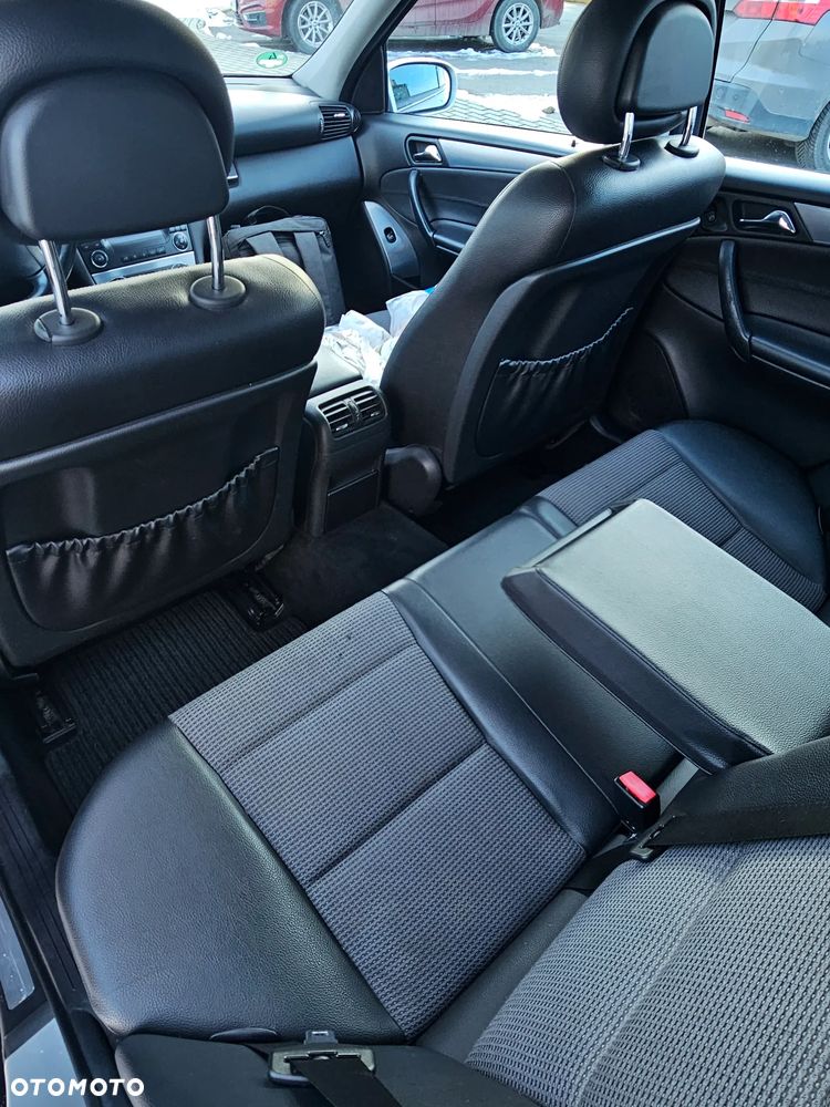 Mercedes-Benz Klasa C 200 Kompressor Automatik Avantgarde - 12