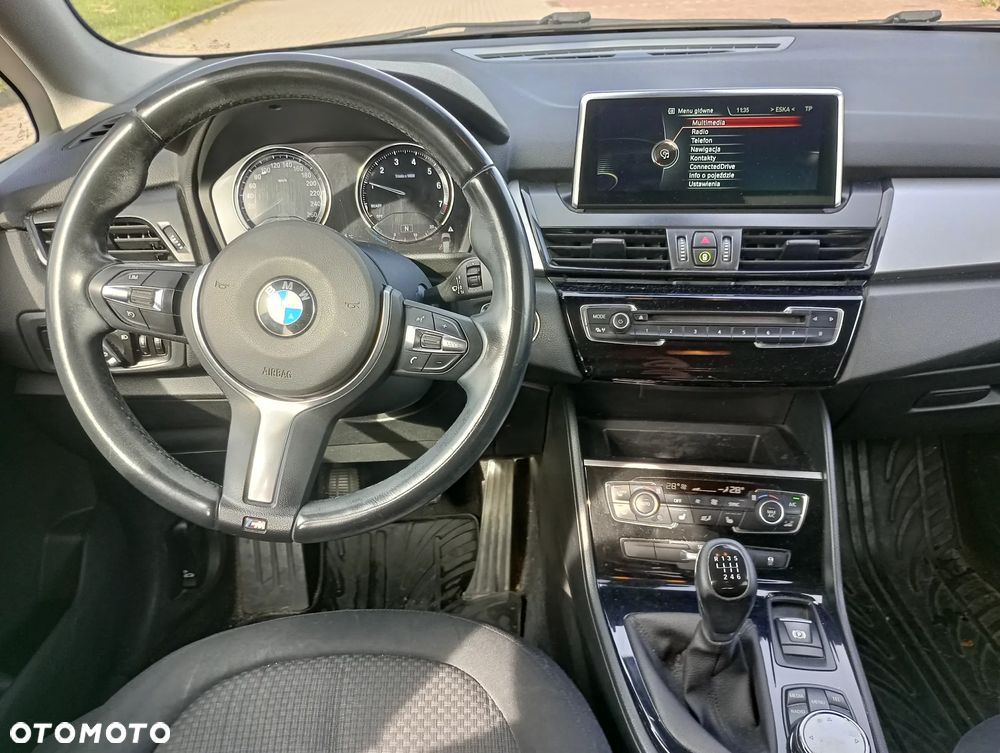 BMW Seria 2 218i - 12