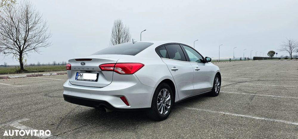 Ford Focus 1.0 EcoBoost Titanium X - 10