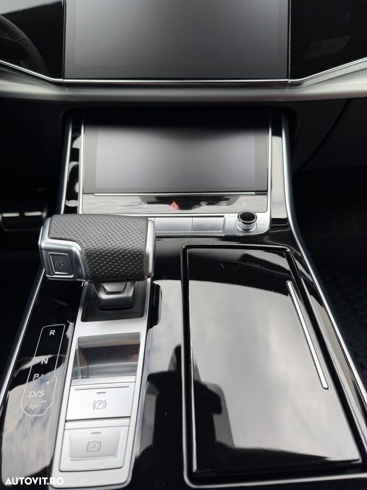 Audi SQ8 - 15