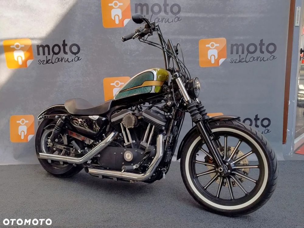 Harley-Davidson Sportster Iron 883 - 2