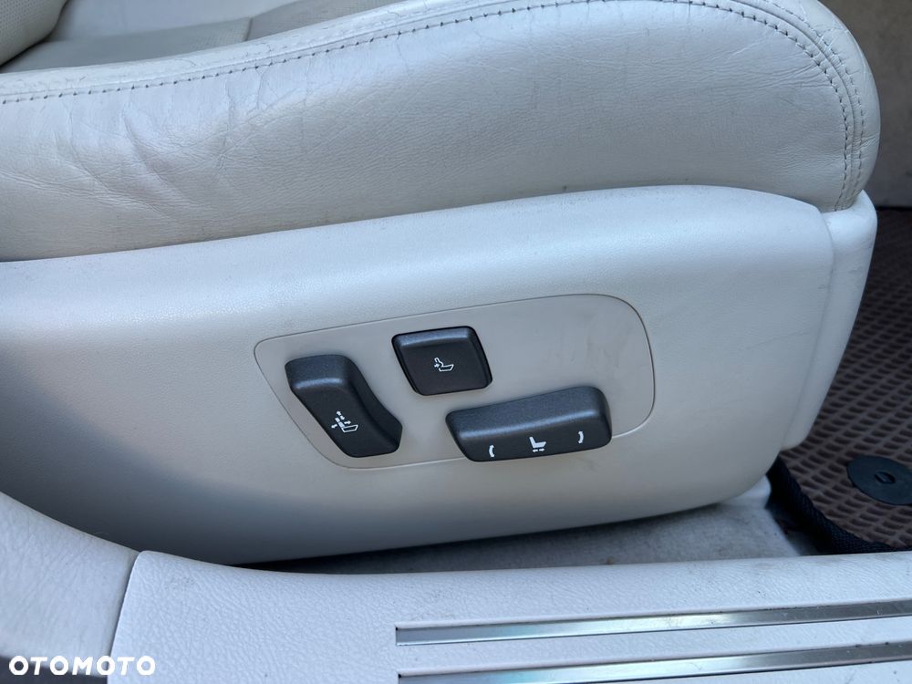 Lexus LS 460 Elegance - 17