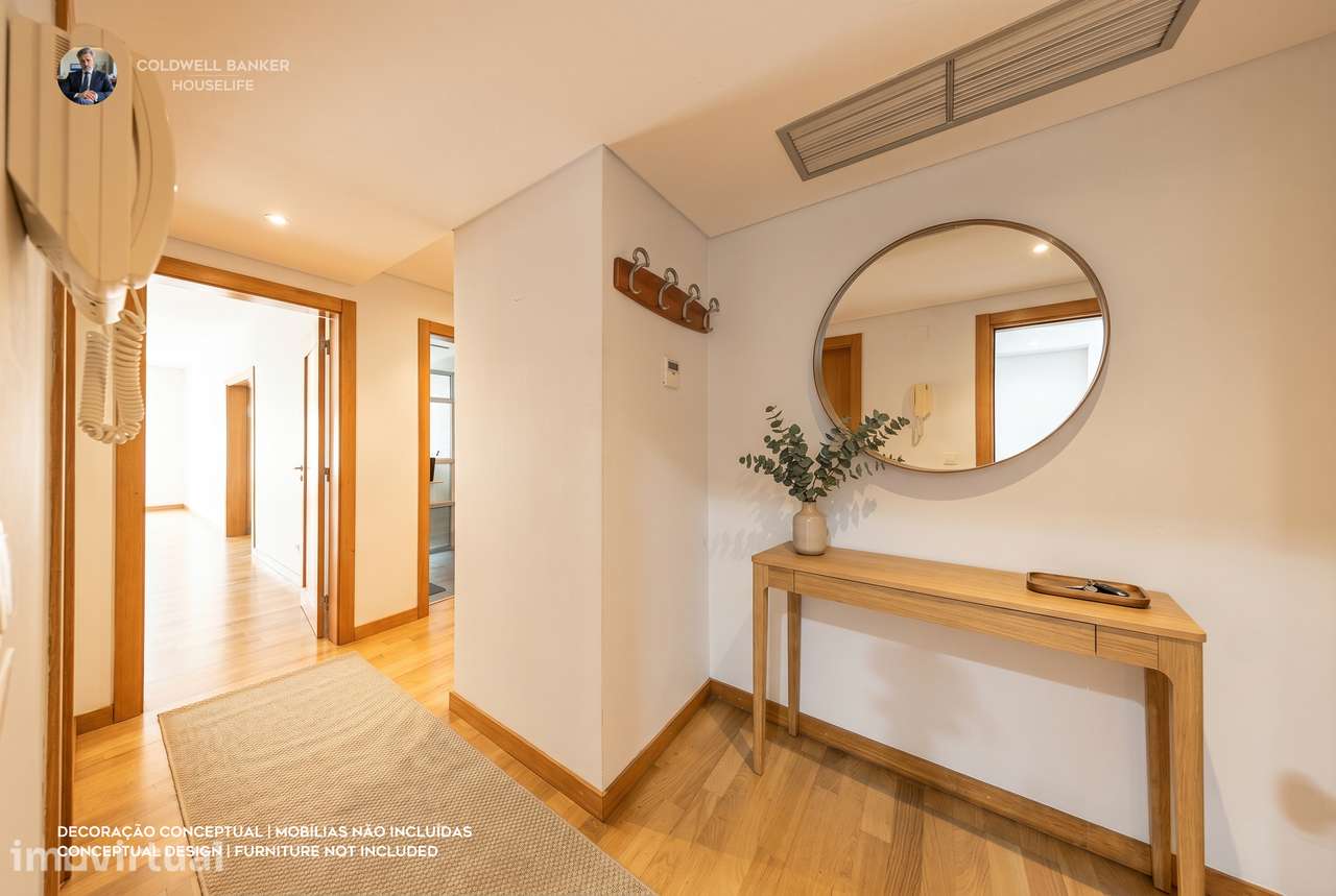 Apartamento T3 - Centralidade e Conforto em Ponta Delgada! - Grande imagem: 2/8