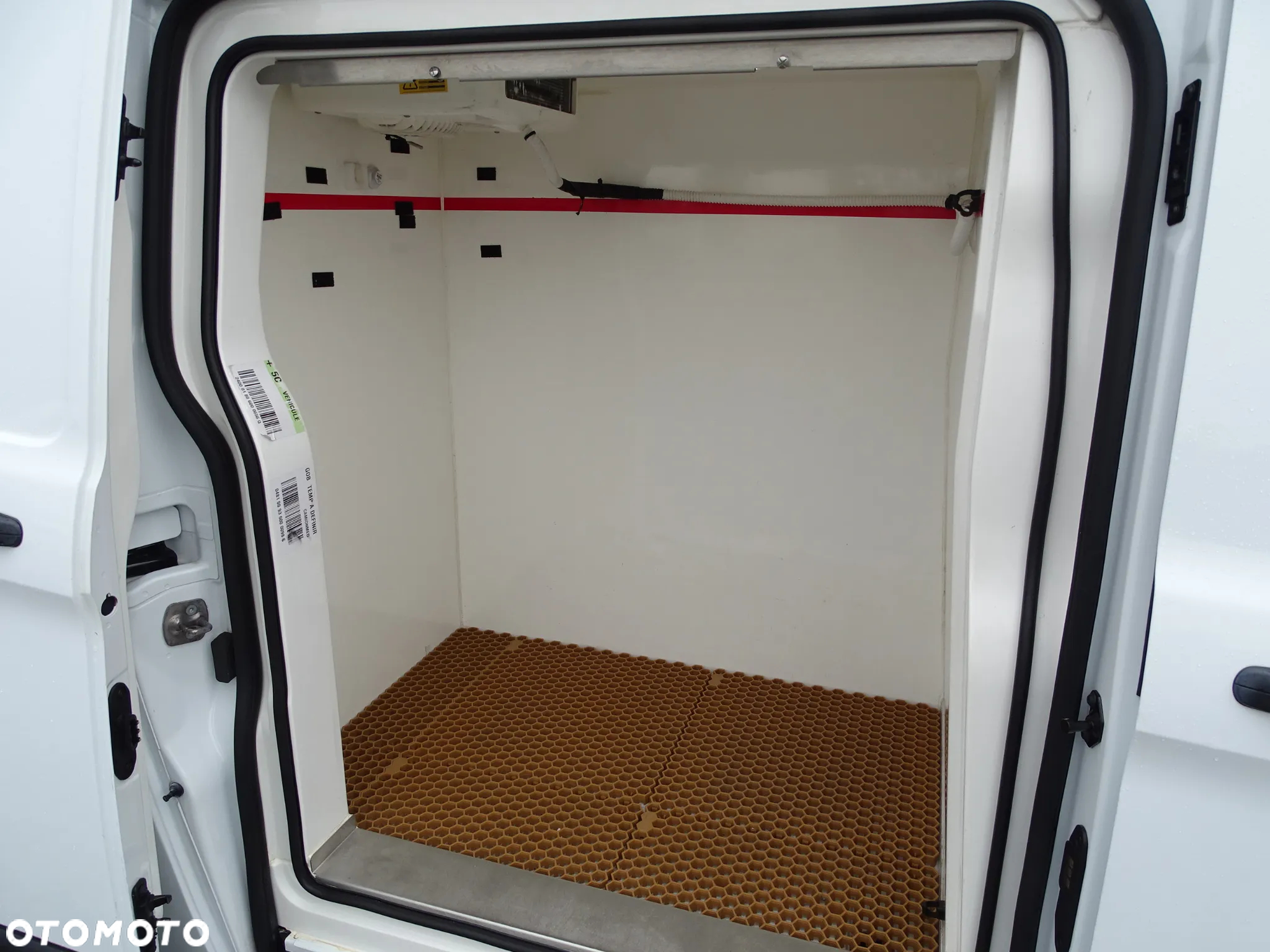 Ford Transit Custom - 11