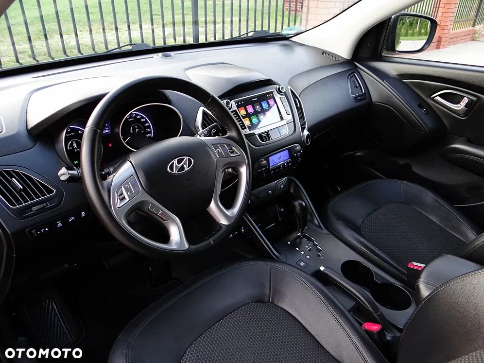 Hyundai ix35 2.0 CRDi 4WD Automatik Premium - 24