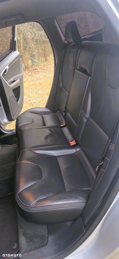 Volvo XC 60 D5 AWD Ocean Race - 12