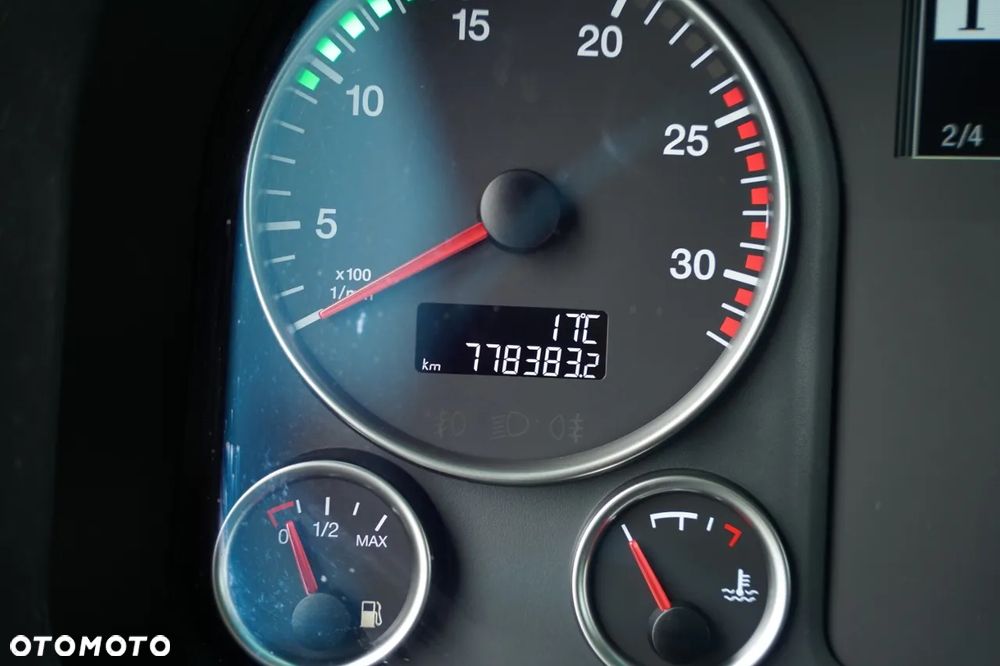 MAN TGX 18.580 / GX / RETARDER / CAŁY NA PODUSZKACH / NAVI RIO / BOGATE WYPOSAŻENIE / - 39