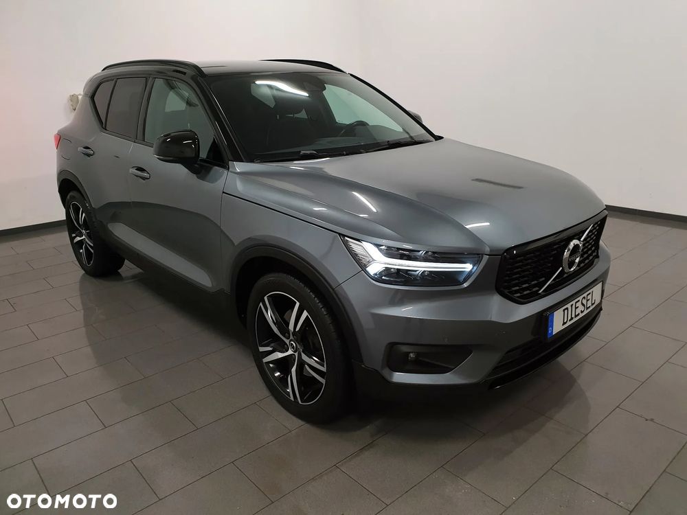 Volvo XC 40 D4 AWD R-Design - 36