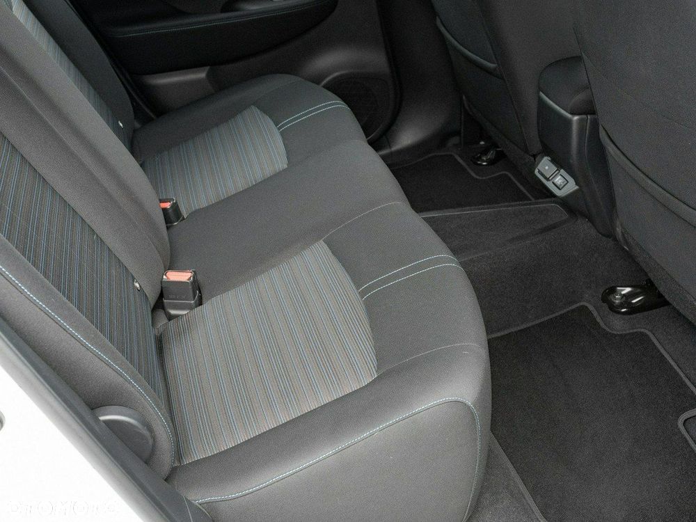 Nissan Leaf - 30