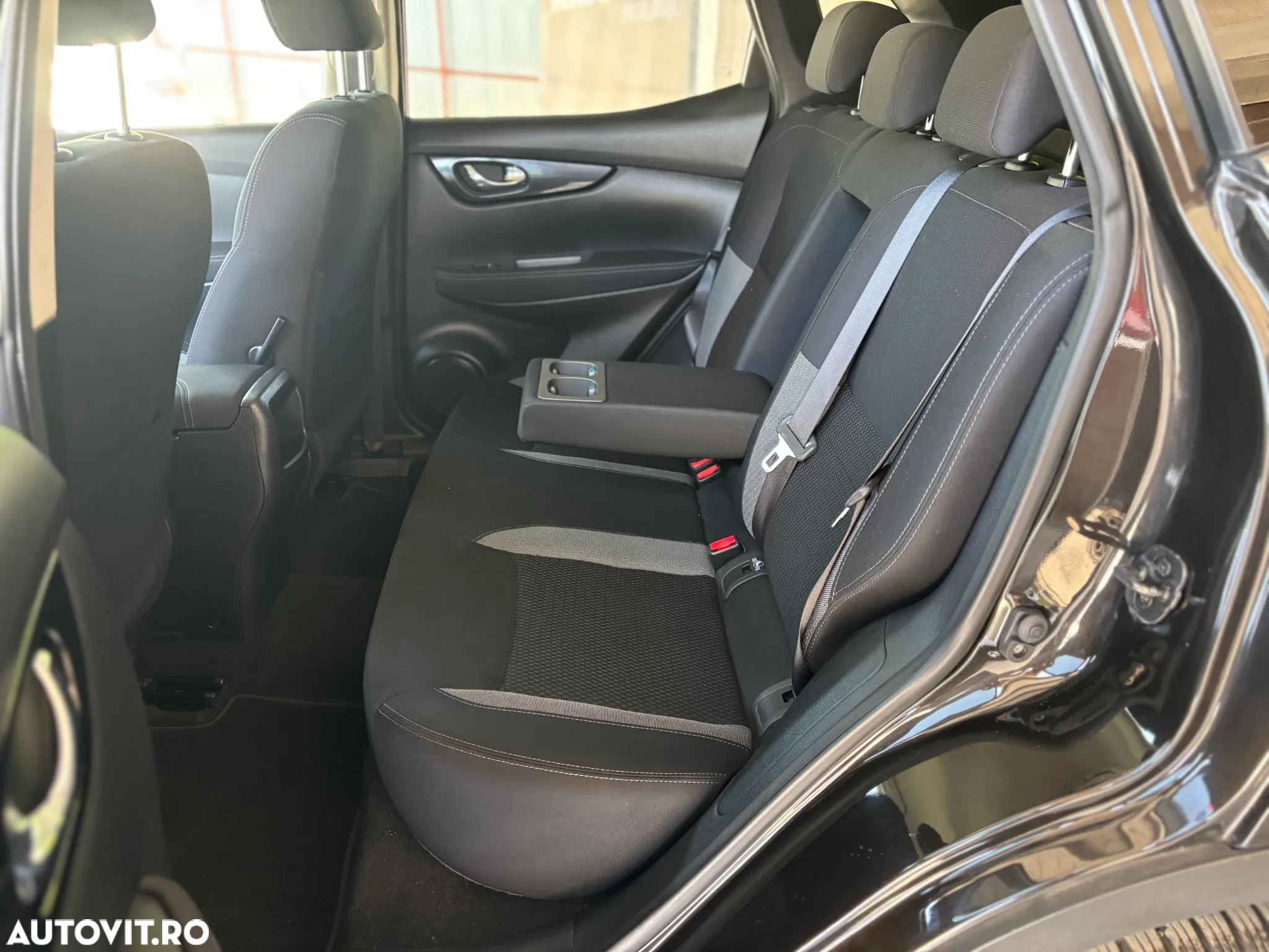 Nissan Qashqai - 35
