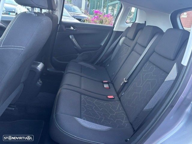 Peugeot 2008 1.6 BlueHDi Style - 13