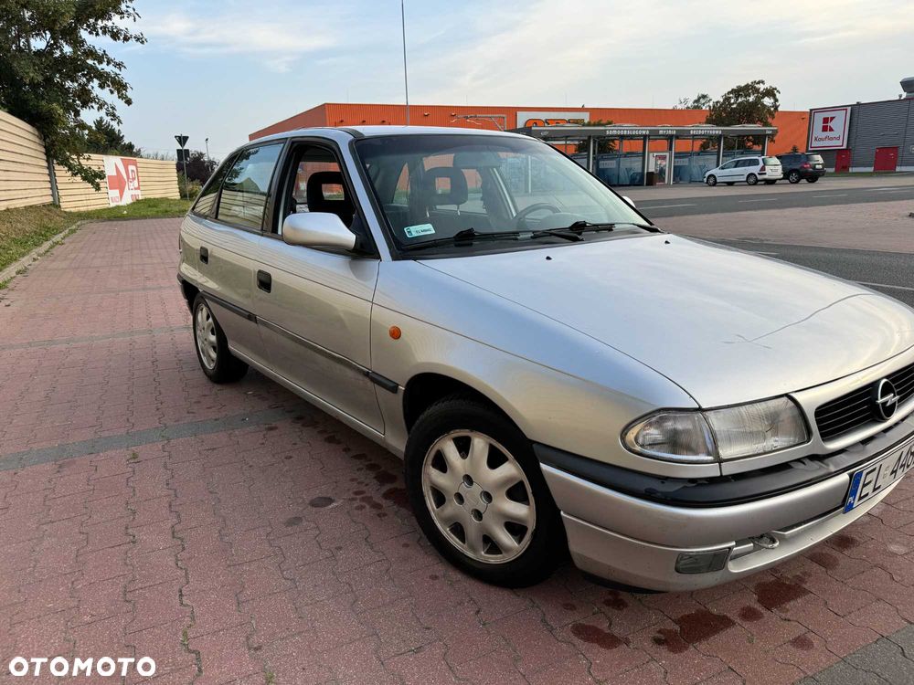 Opel Astra - 3