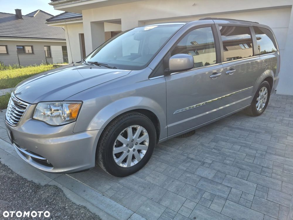 Chrysler Town & Country 3.6 Touring - 2
