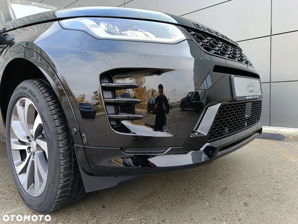 Land Rover Discovery Sport - 12