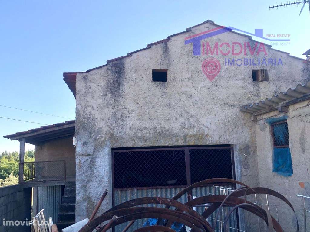 Propriedade rural com casinha afeta a armazém industrial - Grande imagem: 4/22