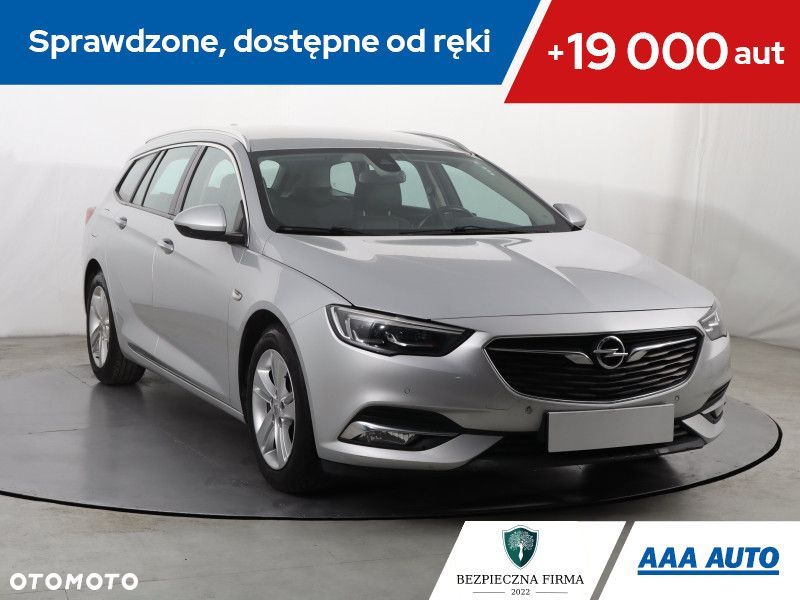 Opel Insignia - 1