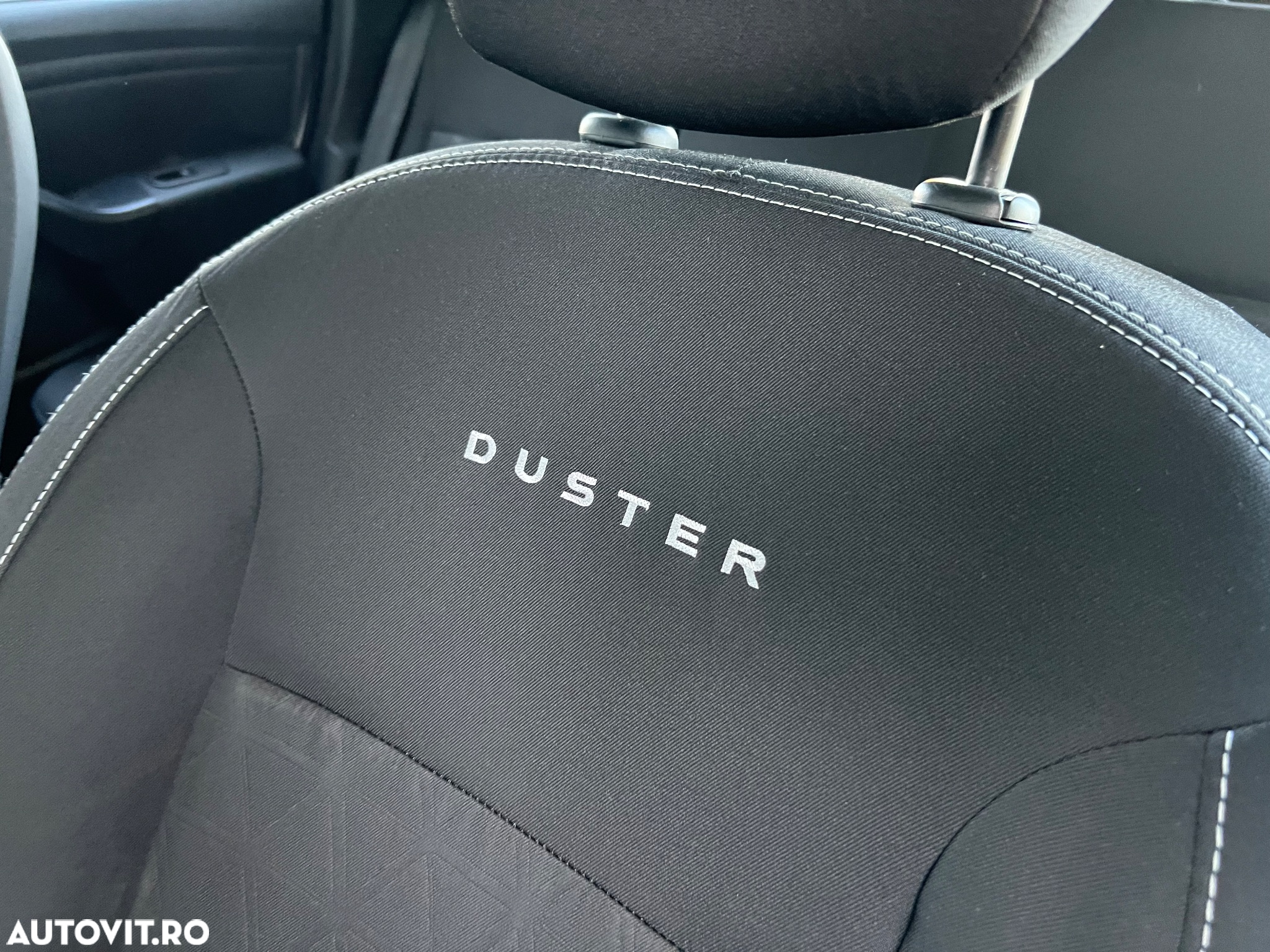 Dacia Duster 1.5 dCi 4x2 Ambiance - 12