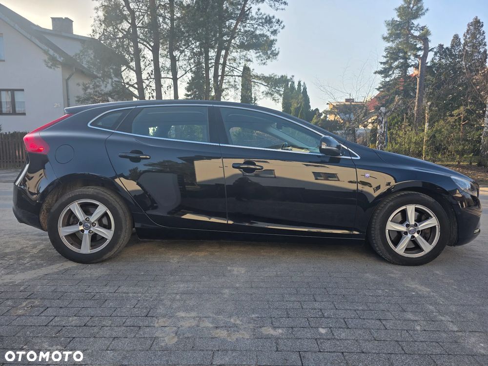 Volvo V40 D4 Ocean Race - 14