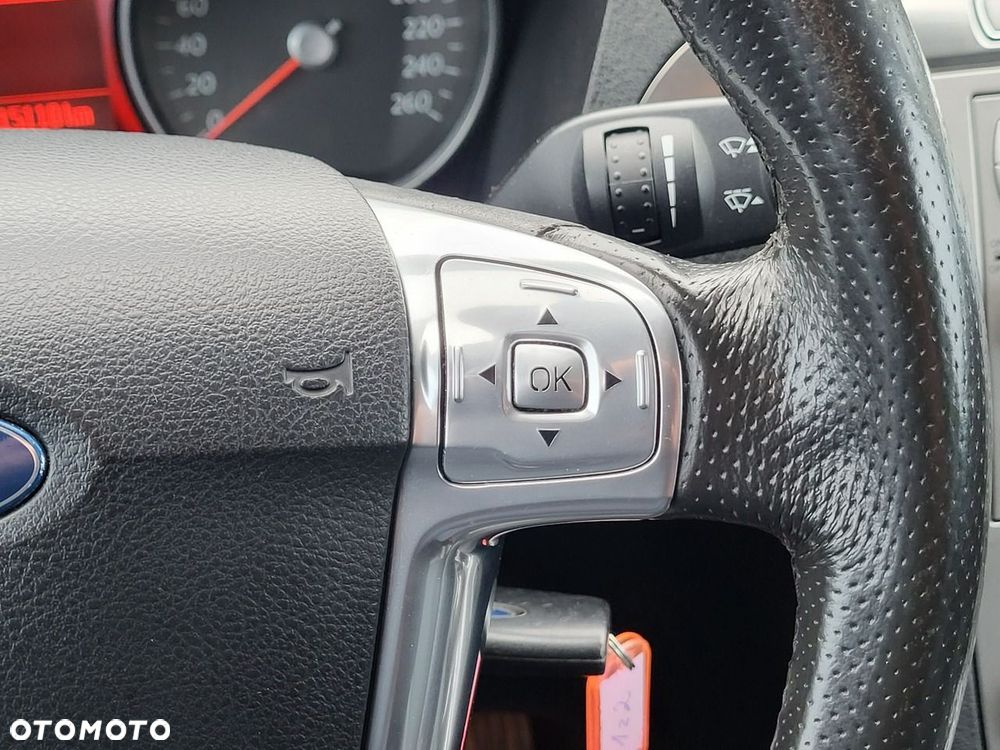 Ford S-Max - 28