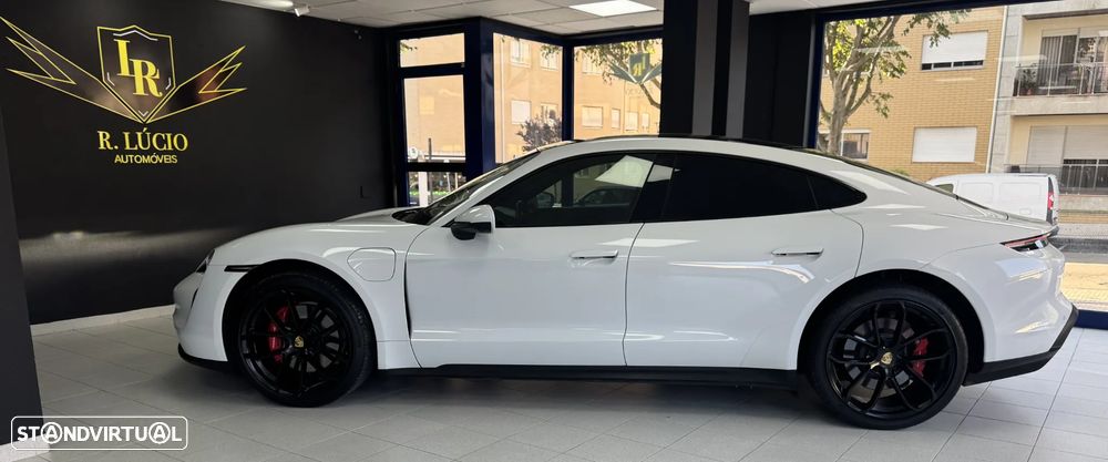 Porsche Taycan Bateria Performance Plus - 13