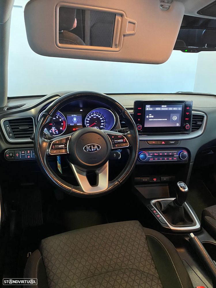 Kia Ceed 1.0 T-GDI 120 OPF Nightline Edition - 22