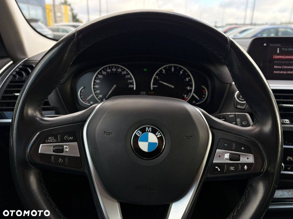 BMW X3 xDrive20i - 12