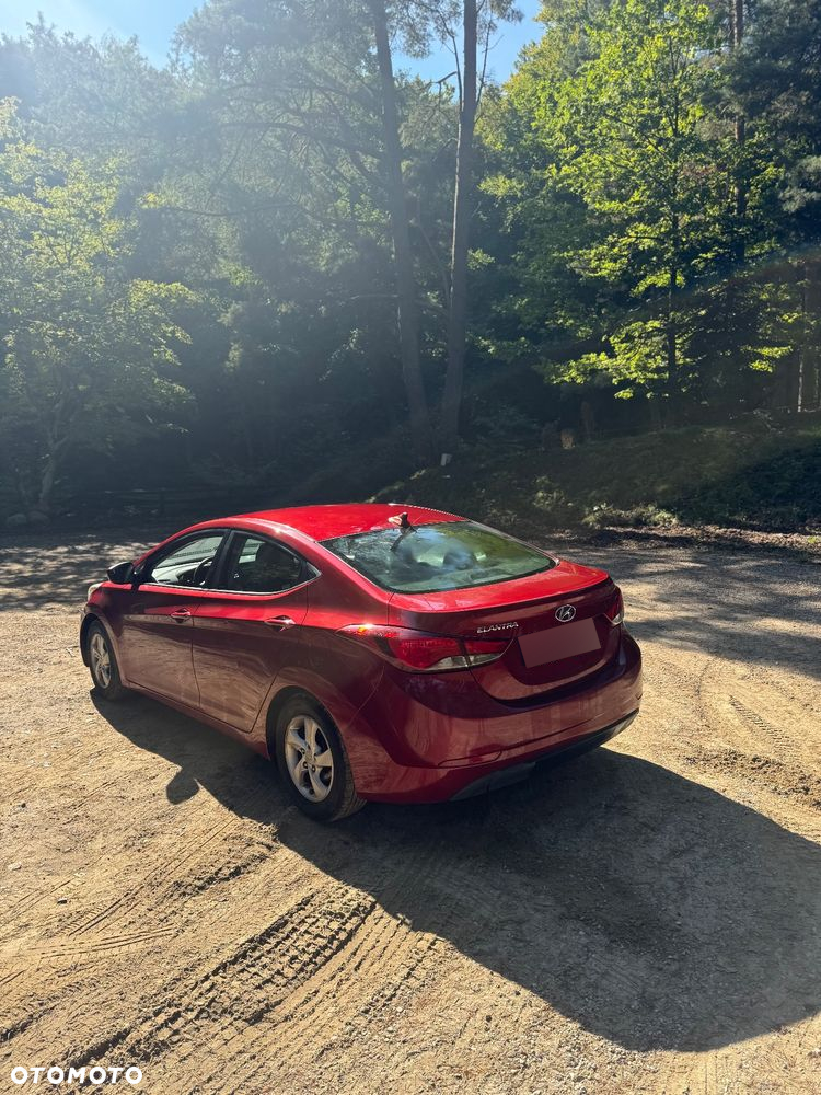 Hyundai Elantra 1.8 SE - 3
