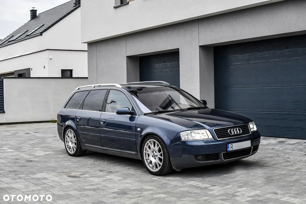 Audi A6 Avant - 1