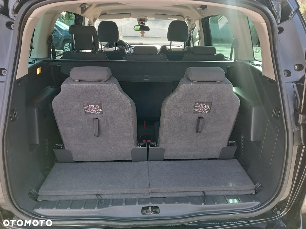 Peugeot 5008 2.0 HDi Family 7os - 19
