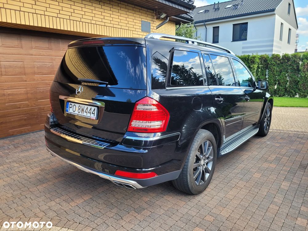 Mercedes-Benz GL - 5