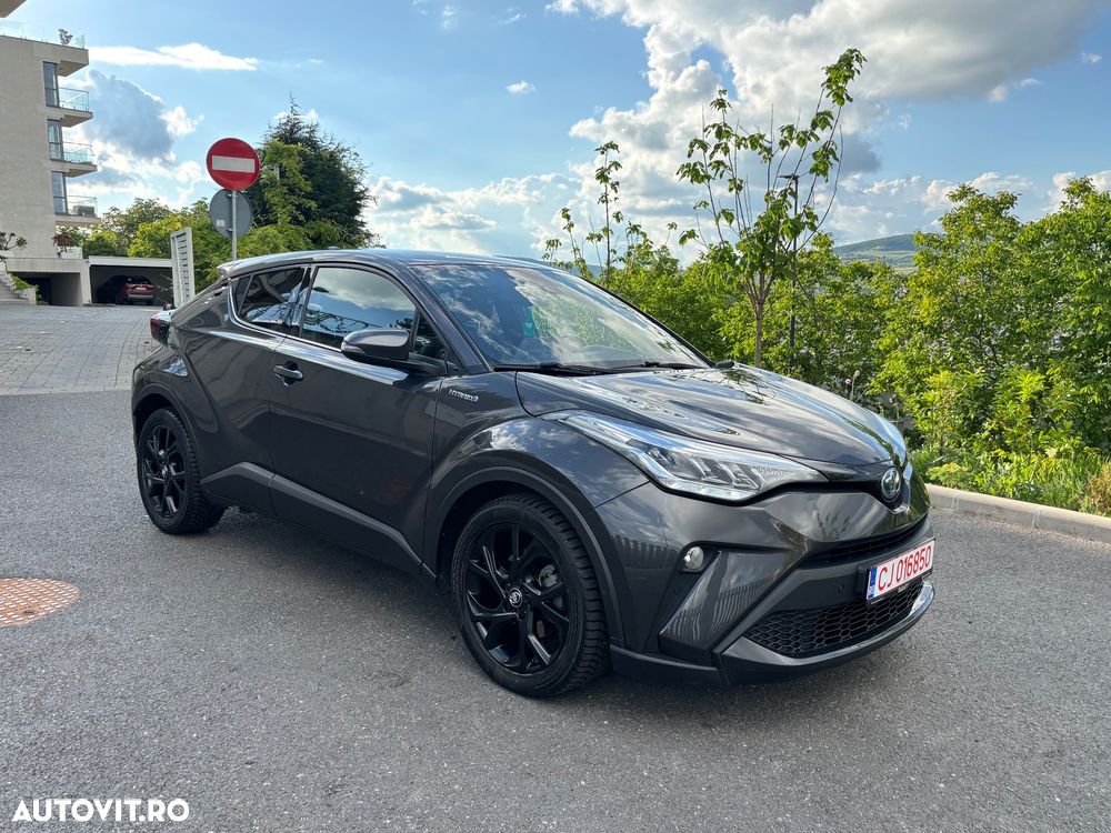 Toyota C-HR 2.0 Lounge - 1