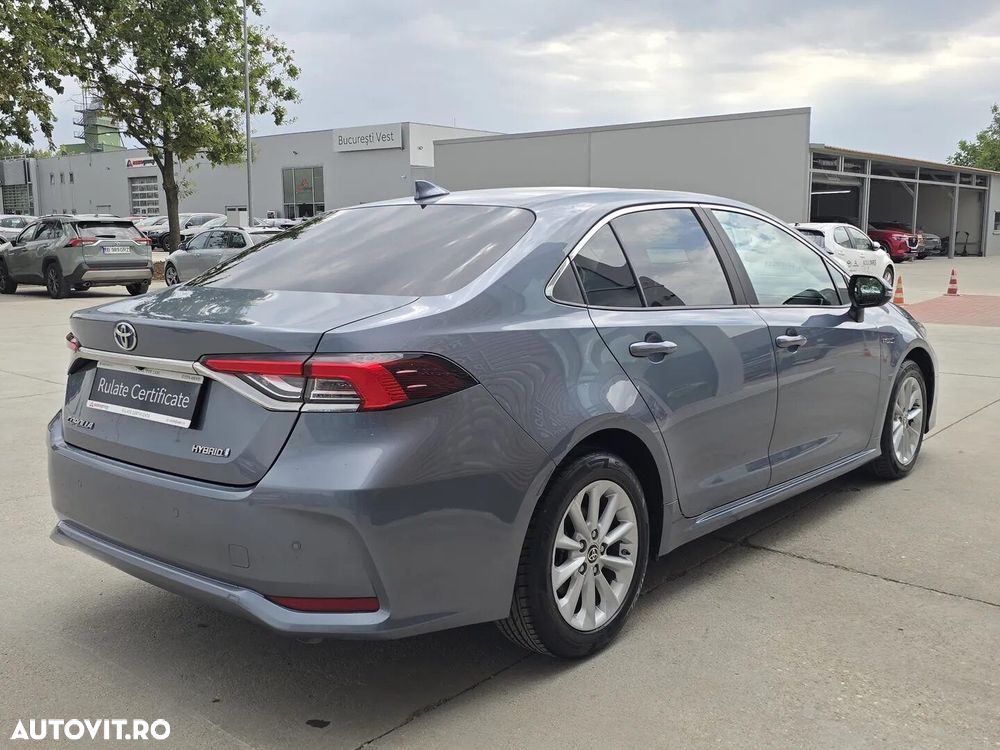 Toyota Corolla - 5
