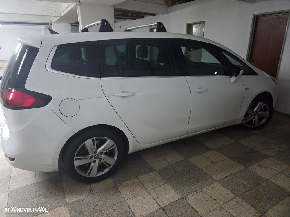 Opel Zafira 1.6 CDTi Cosmo - 3
