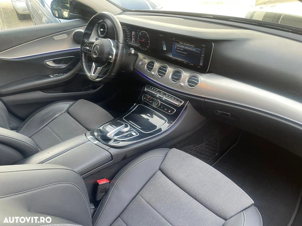 Mercedes-Benz E 220 d 4Matic 9G-TRONIC Avantgarde - 17
