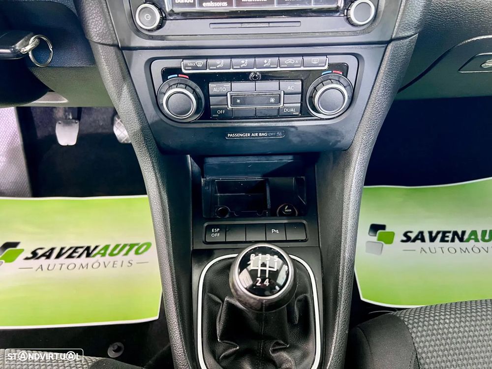 VW Golf Variant 1.6 TDi Confortline - 31