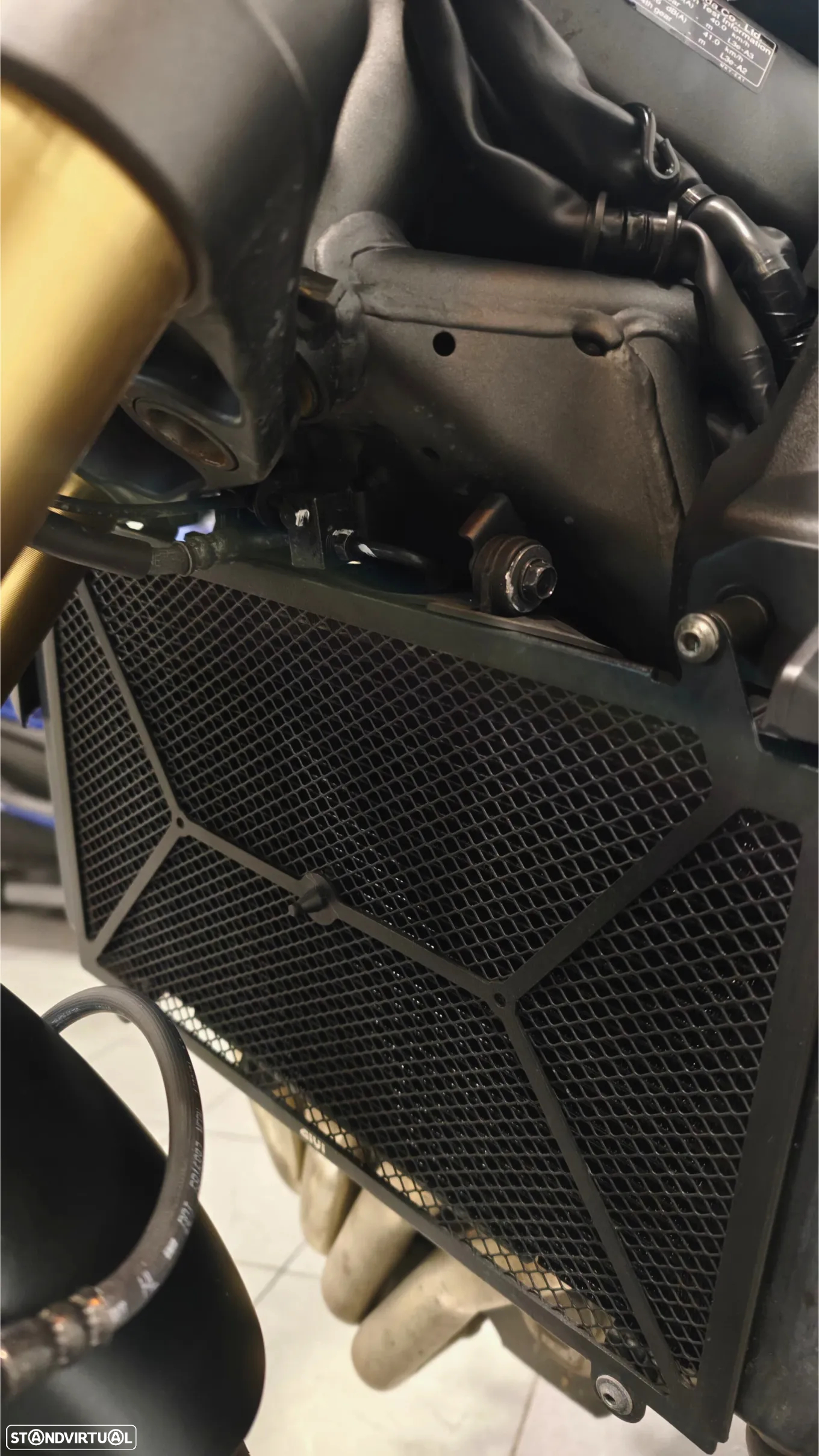 Honda CB 650R E-Clutch - 4