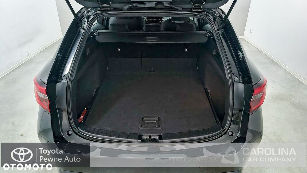 Toyota Corolla 1.8 Hybrid Comfort - 23