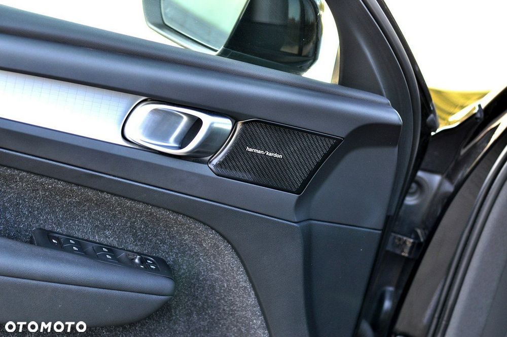 Volvo XC 40 D3 Momentum Pro - 5