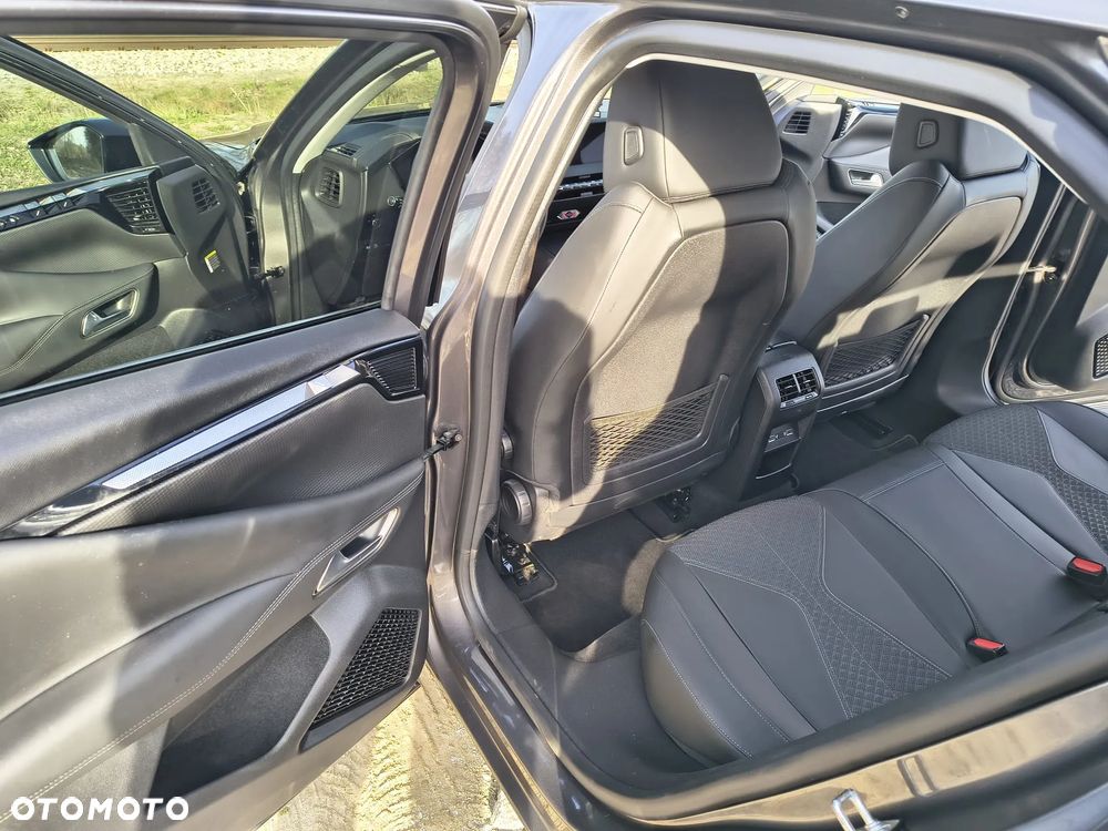 DS Automobiles DS 4 1.6 E-Tense Performance Line + - 26