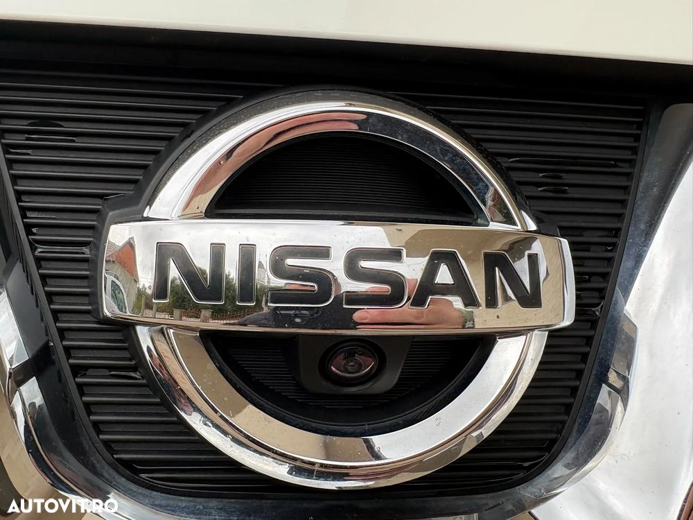 Nissan Qashqai 1.6 DCI 4 x 4 DPF tekna - 14