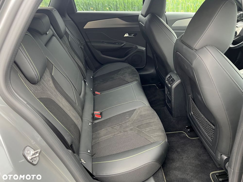 Peugeot 308 BlueHDi 130 EAT8 Stop & Start GT - 26