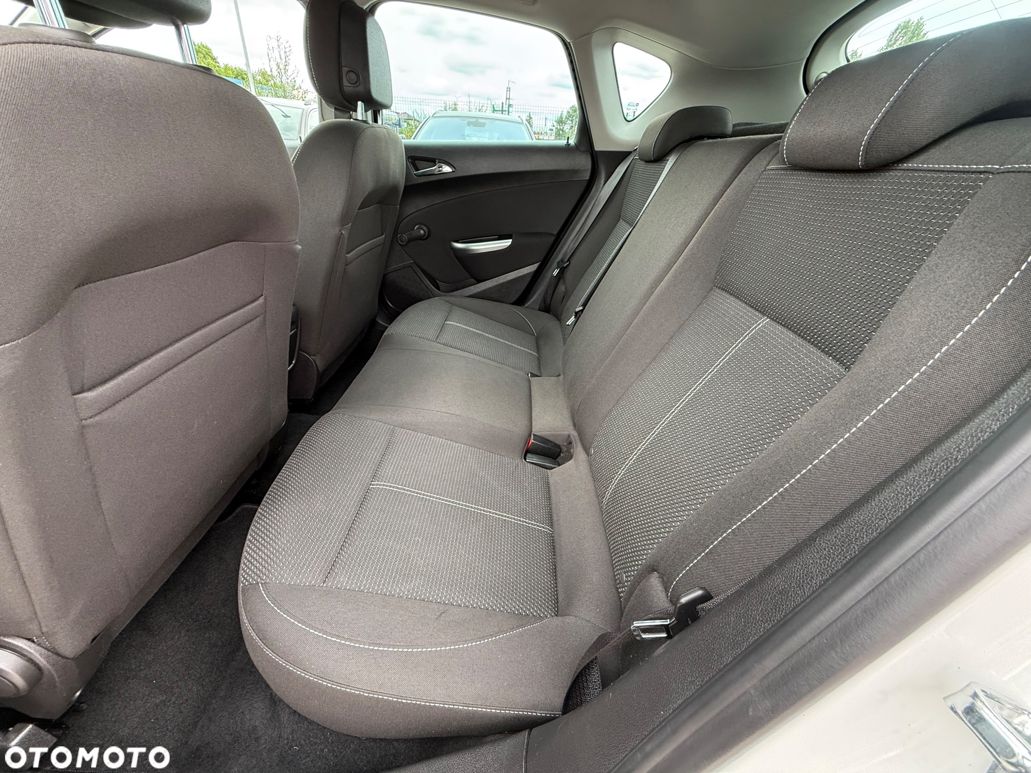 Opel Astra 1.4 Turbo Cosmo - 22