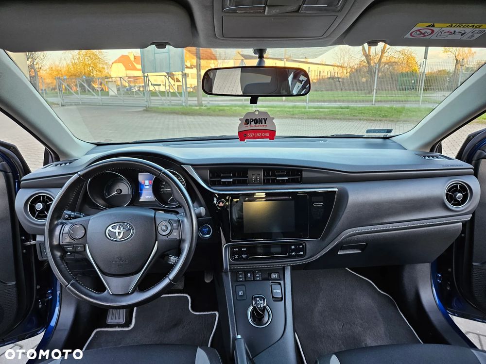 Toyota Auris Hybrid 135 Premium - 7
