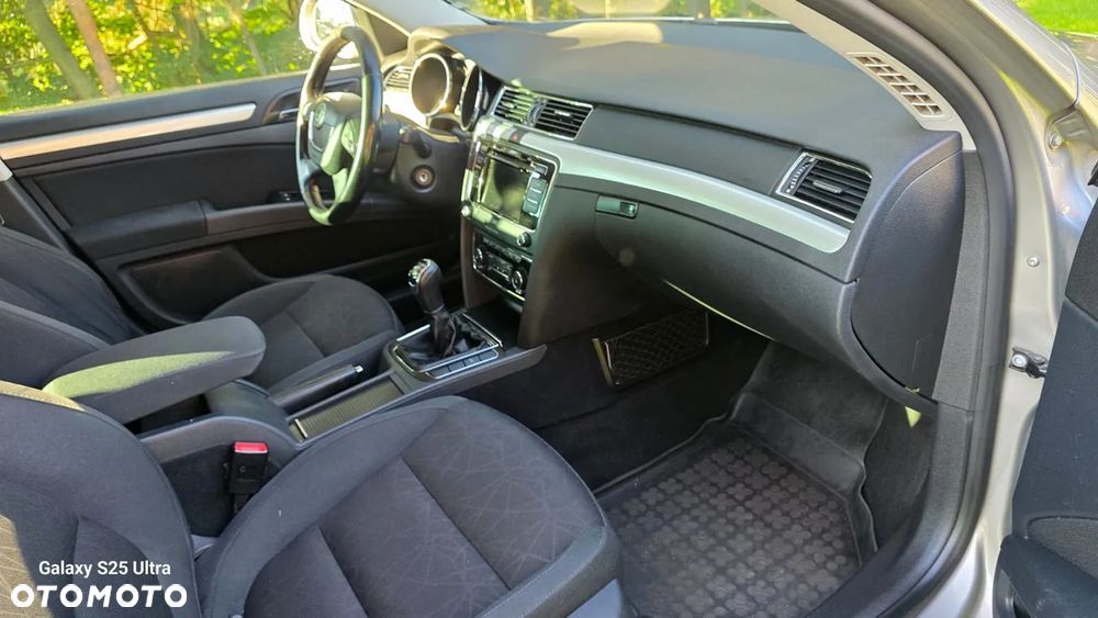 Skoda Superb 2.0 TDI Family - 9