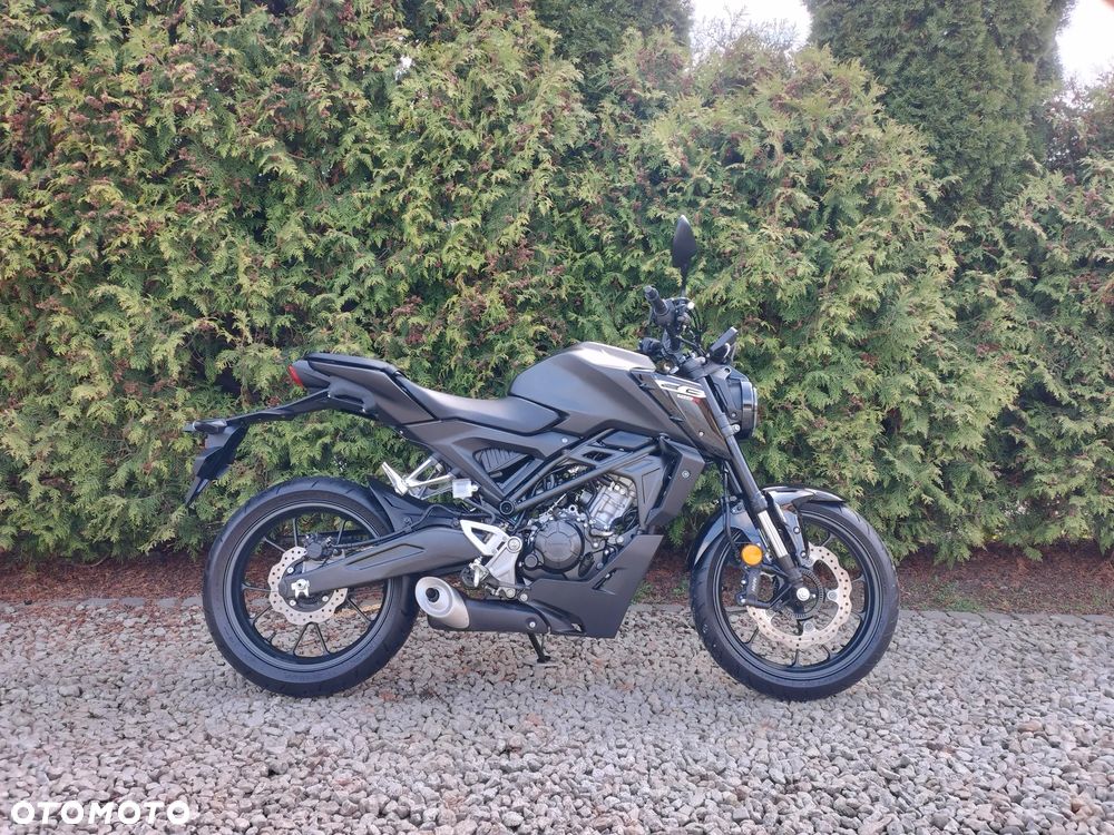 Honda CB - 3