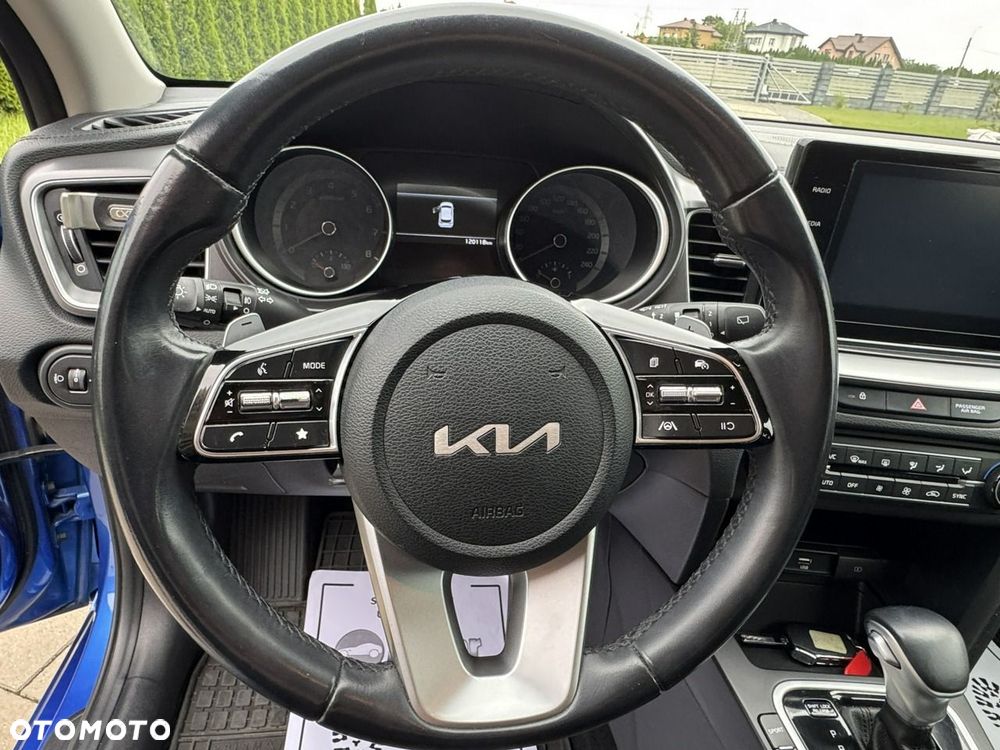 Kia Ceed 1.5 T-GDI M DCT - 23