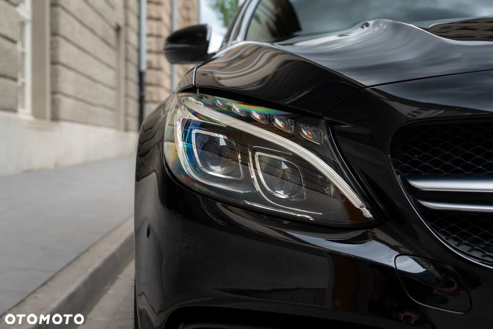 Mercedes-Benz Klasa C AMG 63 S - 11